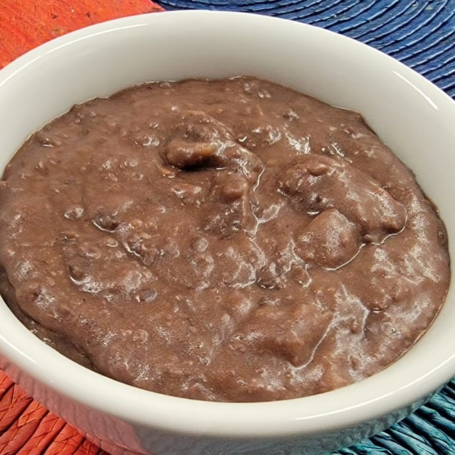 Frijoles Negros Refritos - 5oz.