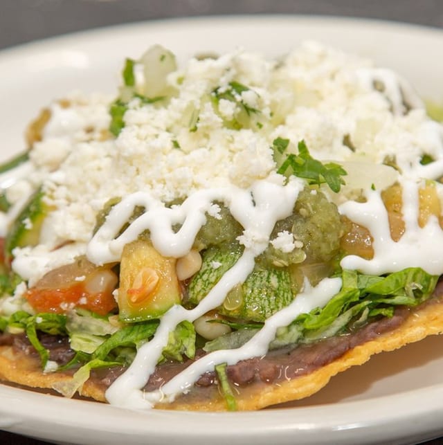 Tostada - Calabacitas.