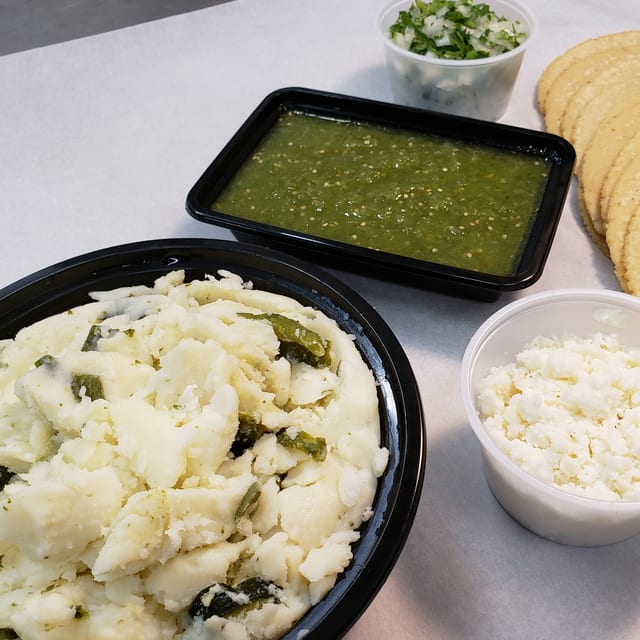 Taco Kit - Papa con Rajas.