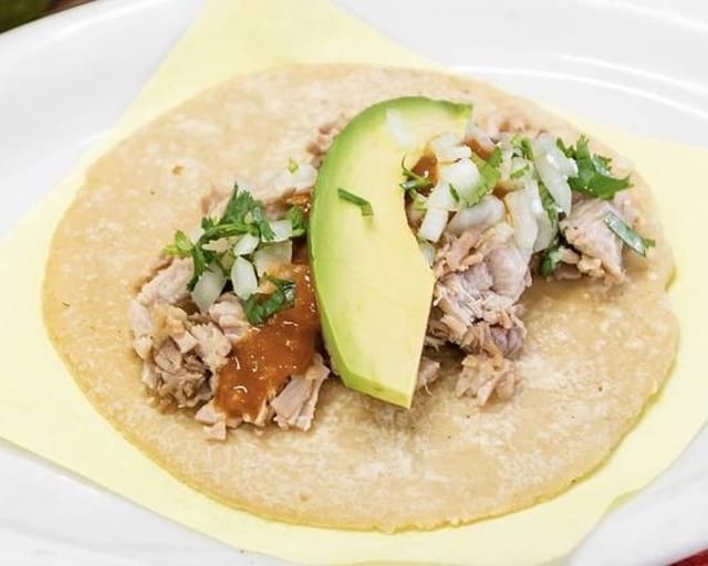 Carnitas en Salsa Morita.